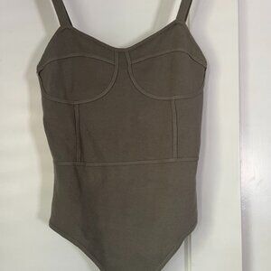 Le Lis Olive Green bodysuit Size M